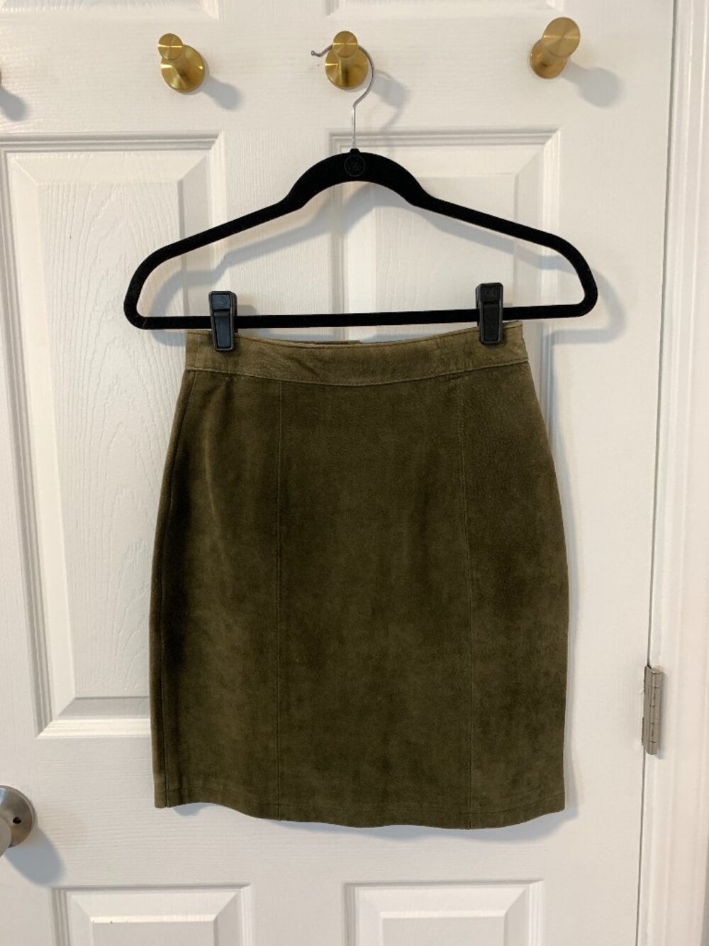 Vintage Global Identity Suede Leather Skirt in Olive Green Size 3/4